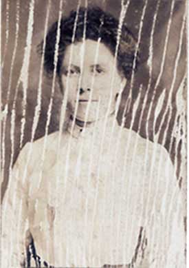 Recapture - Videotape Conversion & Photo Restoration